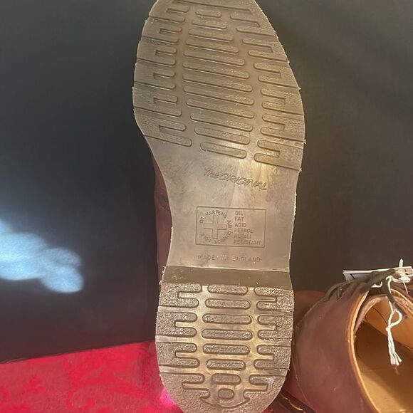 Vintage Dr. Martens AirWair 1461 NWT No Box Handmade in England Mens 8 Womens 10 - Picture 5 of 14